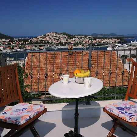 Nika Family - Basic With External Terrace And Sea View A5 Apartment *